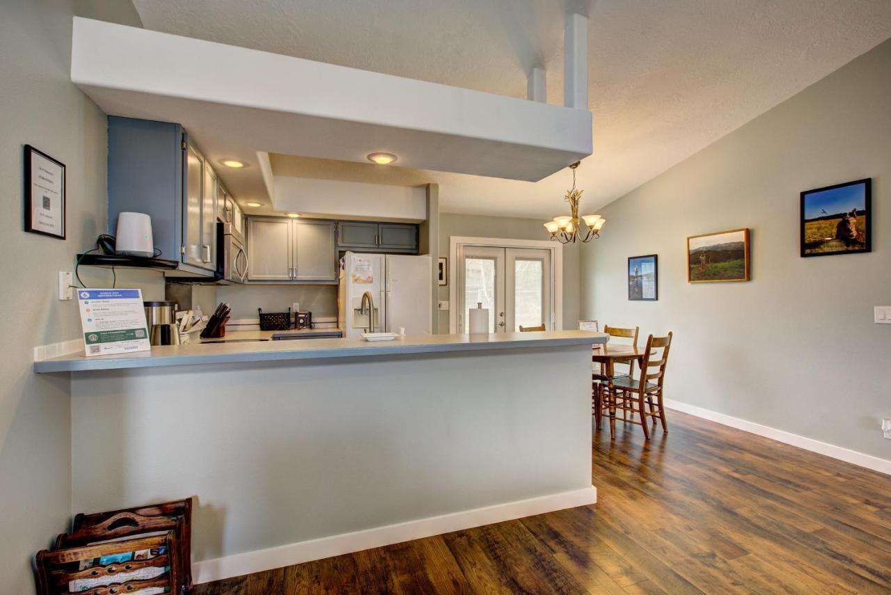 Hello Dolly! 3 Beds, 2 Bath, 2 Tv'S, Fireplace, Quiet Neighborhood In Star, Id Minutes From Walking Trails And River Views Eagle Εξωτερικό φωτογραφία